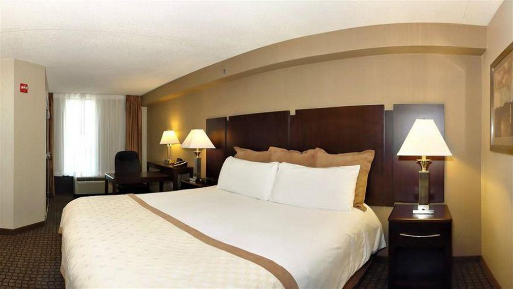 Holiday Inn Express Blacksburg By Ihg Екстер'єр фото