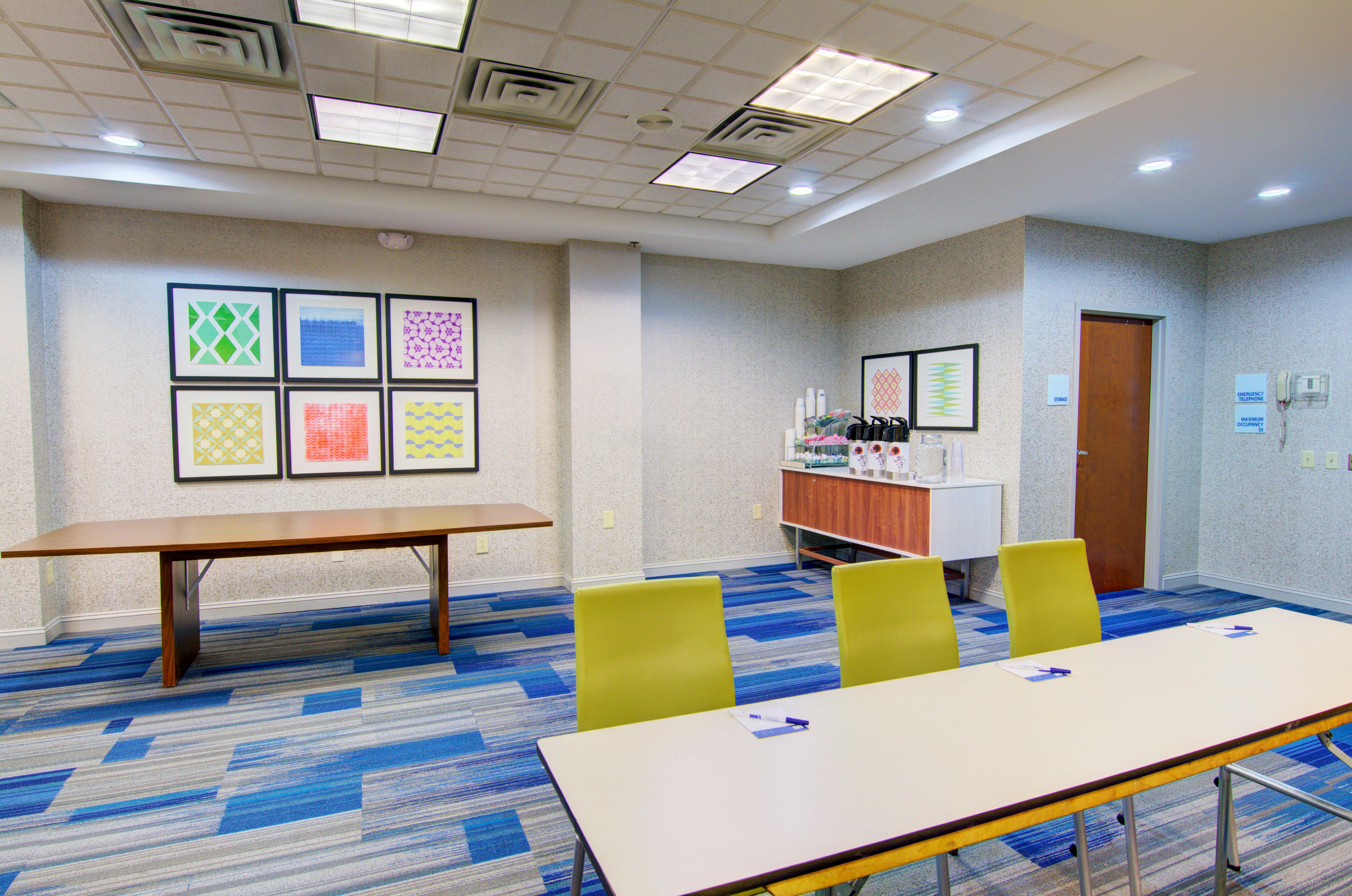Holiday Inn Express Blacksburg By Ihg Екстер'єр фото
