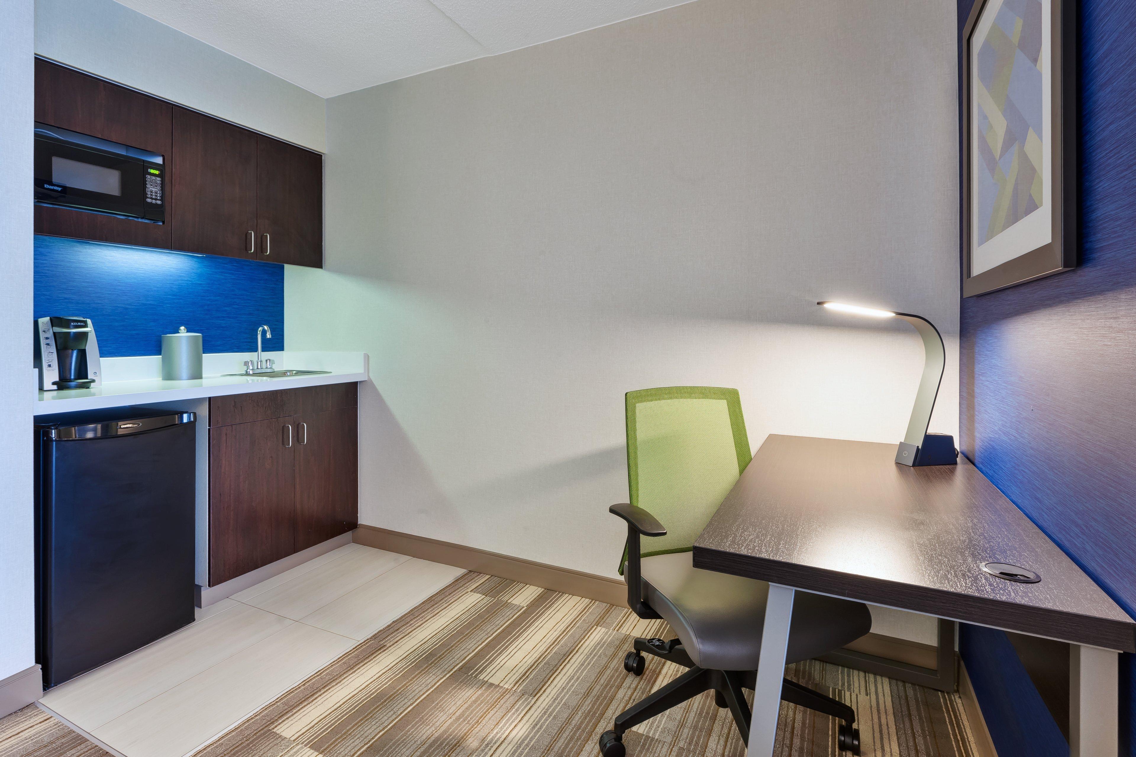 Holiday Inn Express Blacksburg By Ihg Екстер'єр фото