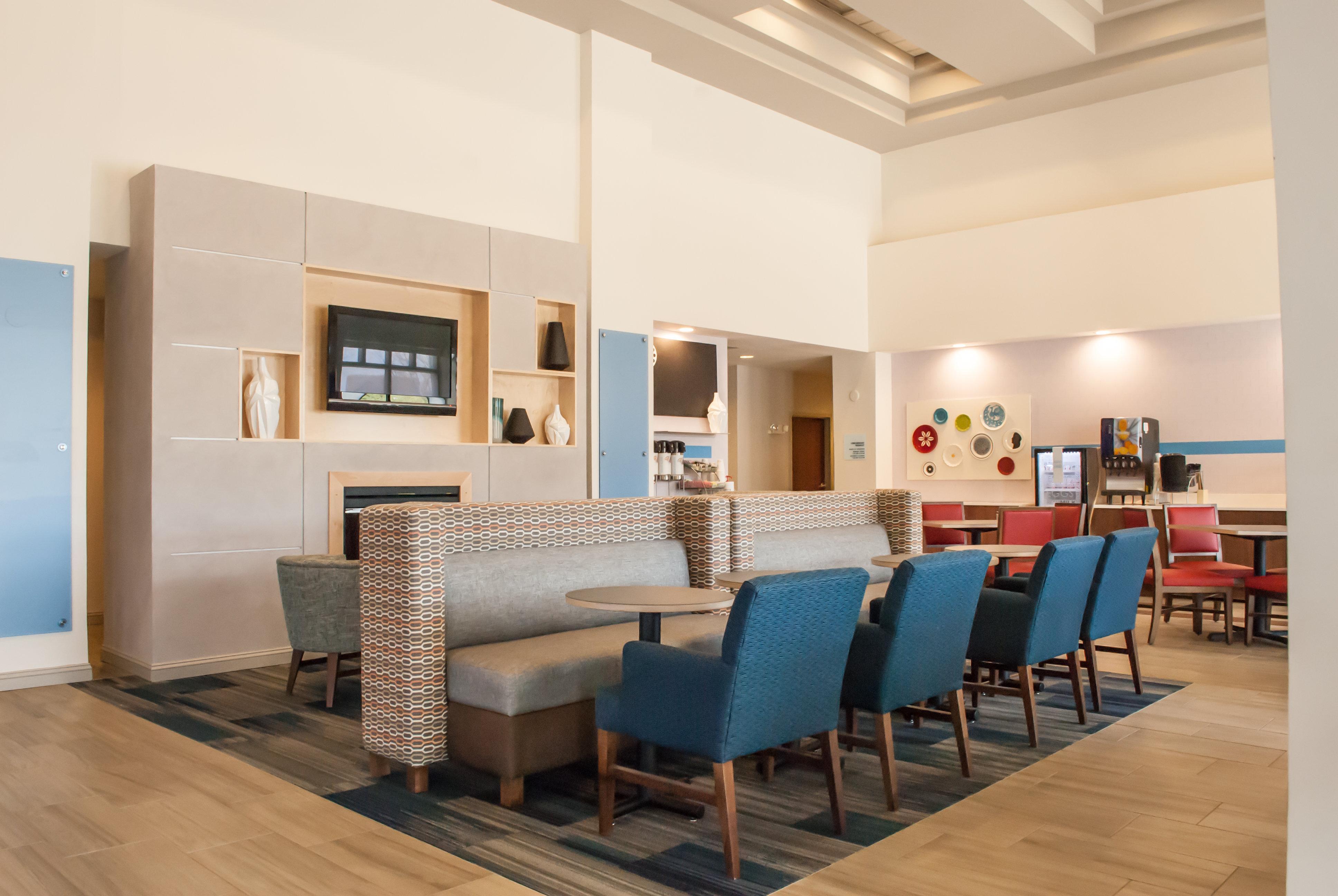Holiday Inn Express Blacksburg By Ihg Екстер'єр фото