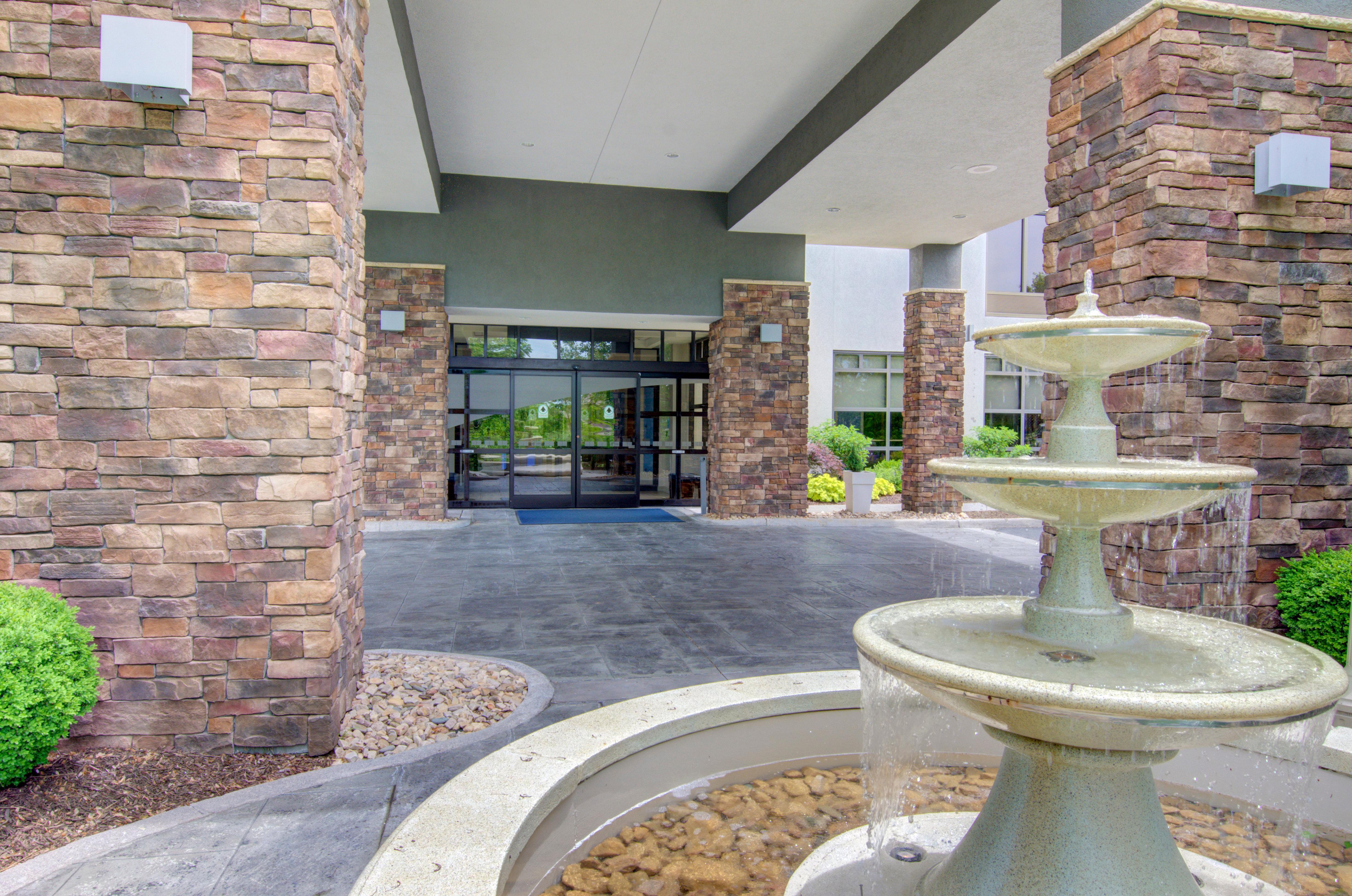 Holiday Inn Express Blacksburg By Ihg Екстер'єр фото
