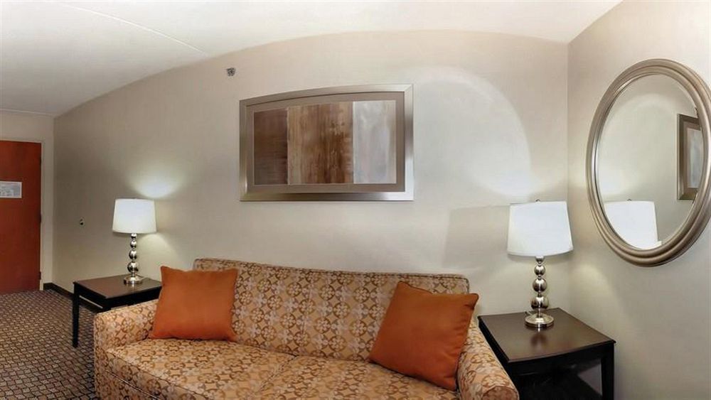 Holiday Inn Express Blacksburg By Ihg Екстер'єр фото
