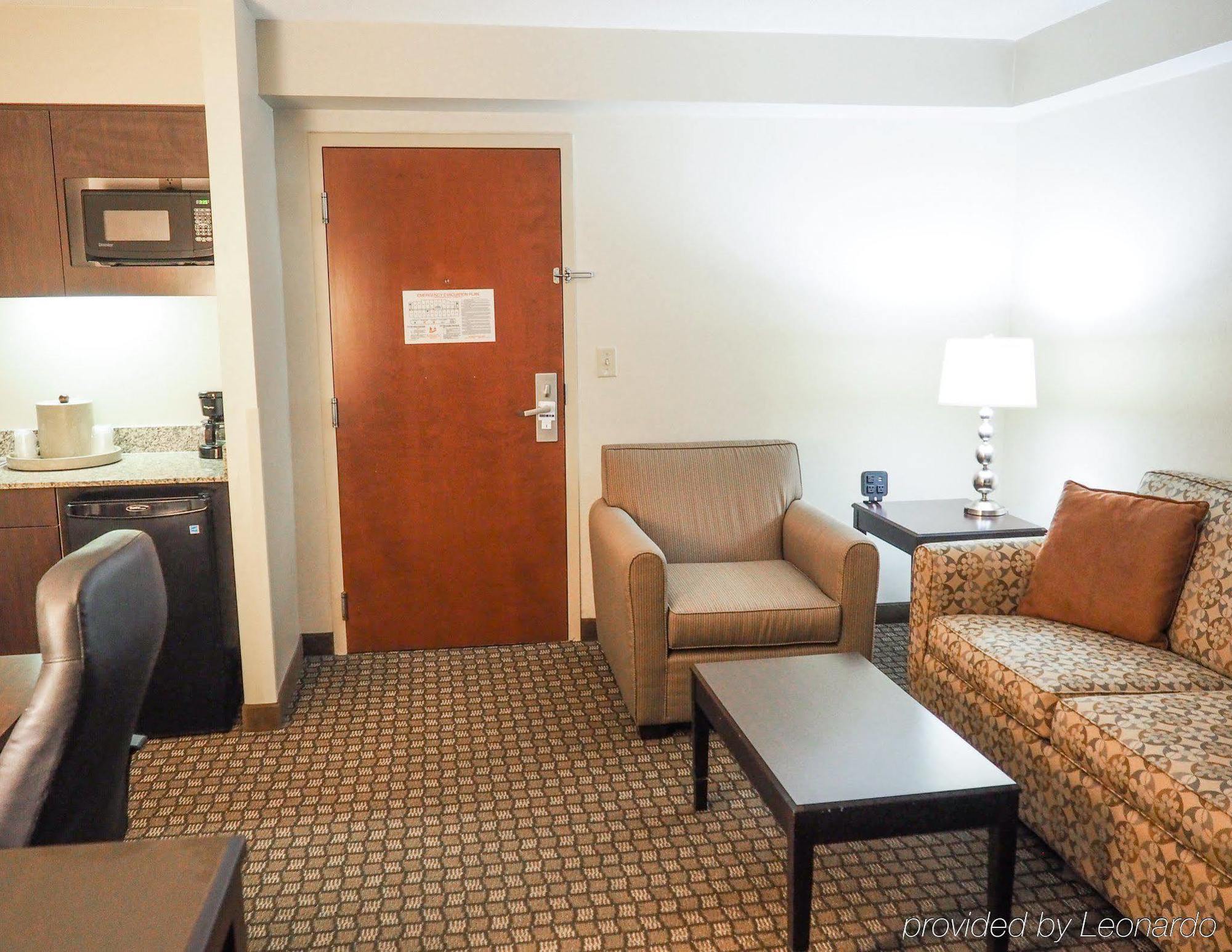 Holiday Inn Express Blacksburg By Ihg Екстер'єр фото