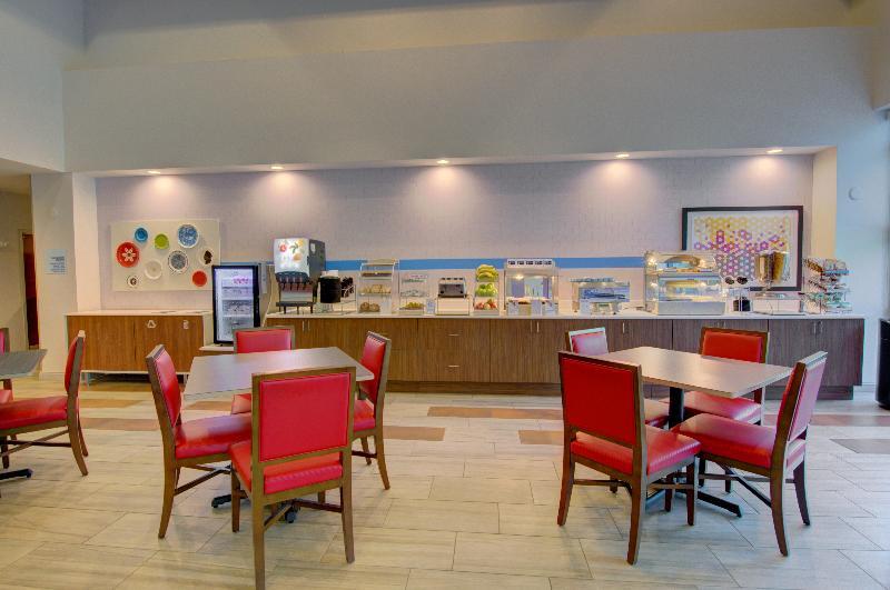 Holiday Inn Express Blacksburg By Ihg Ресторан фото